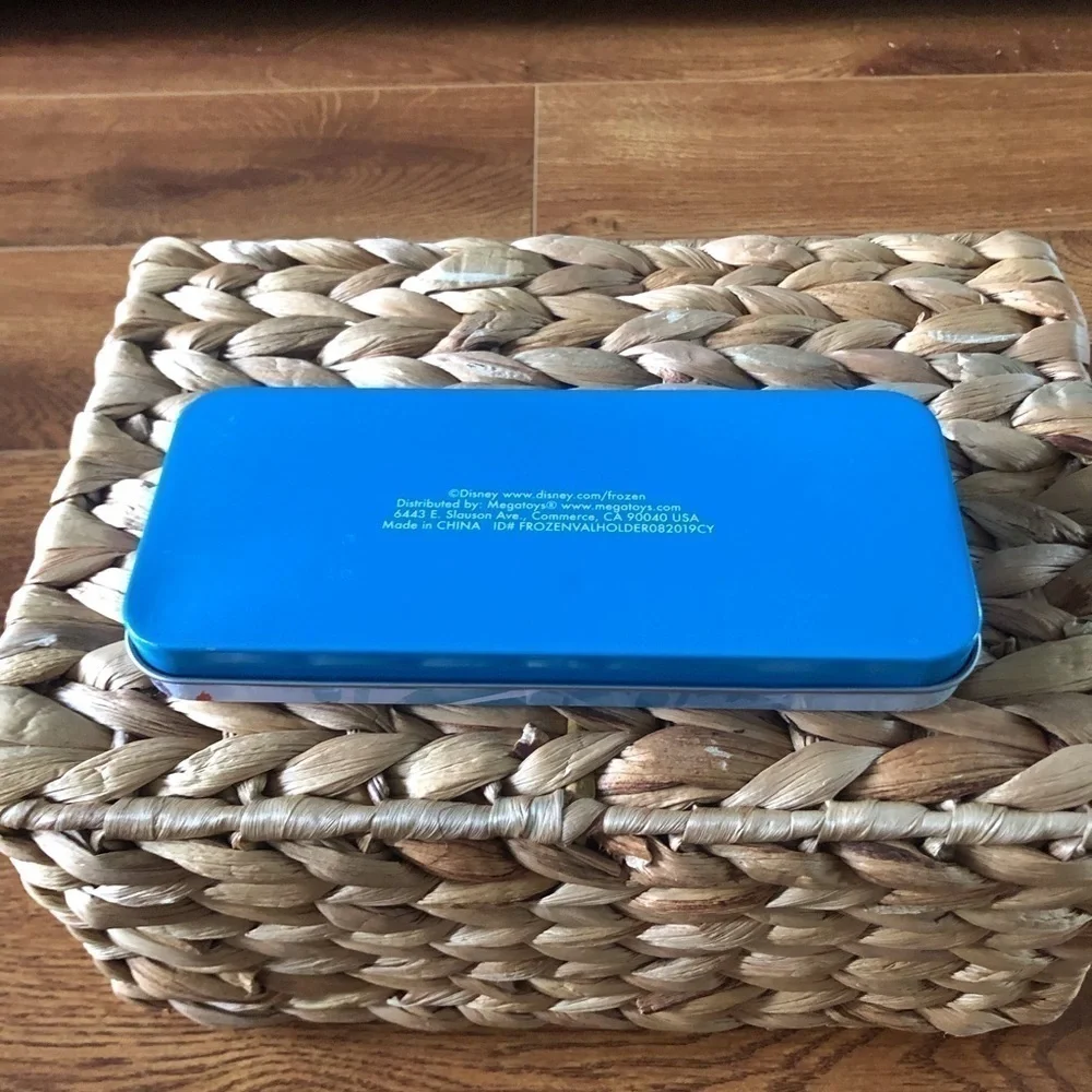 Disney Frozen metal pencil case